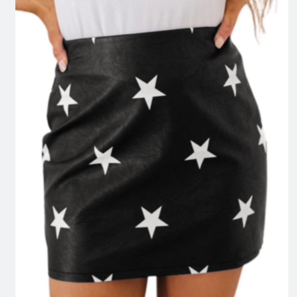 Le Lis Black Pleather Star Skirt